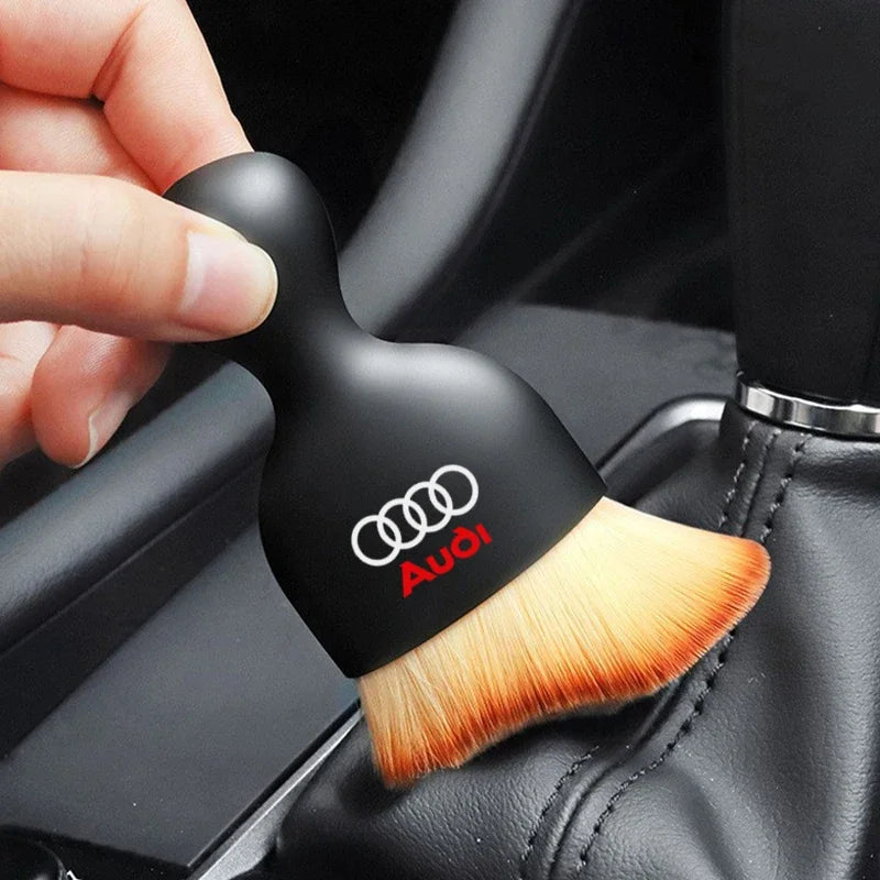 Car Interior Cleaning Tool Dashboard Air Outlet Soft Brush For Audi A1 A2 A3 A4 A5 A6 A7 A8 TT RS3 RS7 S5 B8 C6 B9 S1 Q1 Q2 Q3