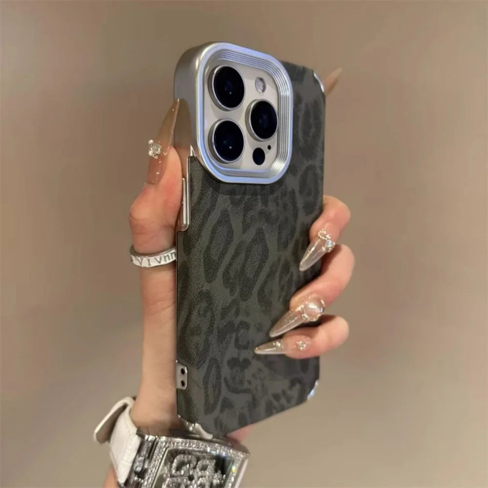 Luxury Cool Leopard Pattern Armor Case For iPhone 16 Pro Max 15 14 Plus 13 12 11 Matte Plating Leather Texture Shockproof Cover