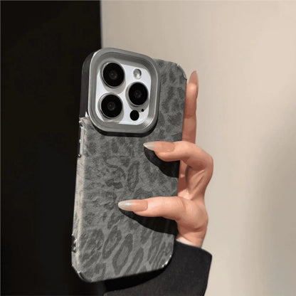 Luxury Cool Leopard Pattern Armor Case For iPhone 16 Pro Max 15 14 Plus 13 12 11 Matte Plating Leather Texture Shockproof Cover